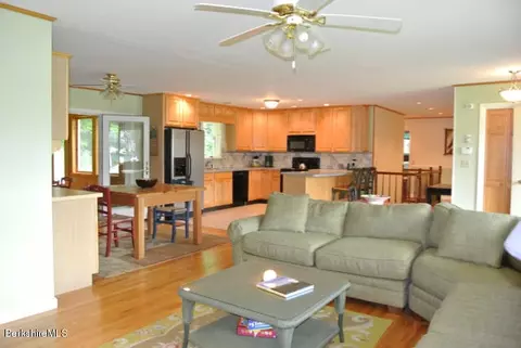 455 Spring St, Lee, MA 01238 photo 4