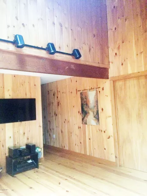 33 Pinnacle Rd, Otis, MA 01253 photo 12