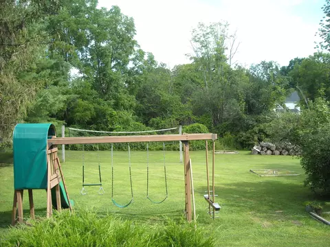 161 E Center St, Lee, MA 01238 photo 37