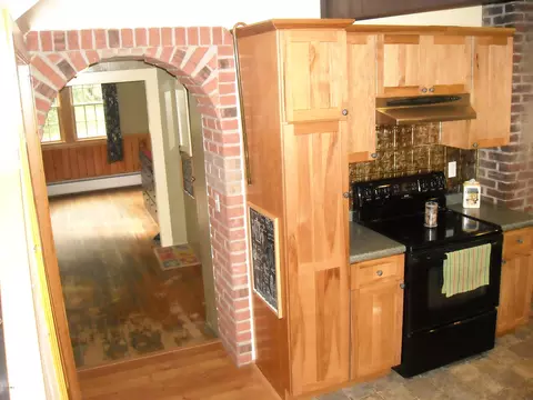161 E Center St, Lee, MA 01238 photo 10