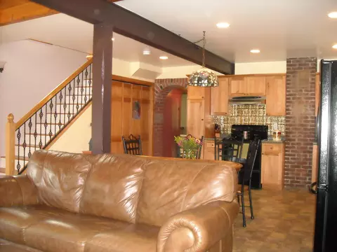 161 E Center St, Lee, MA 01238 photo 15
