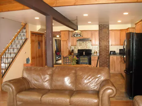 161 E Center St, Lee, MA 01238 photo 16