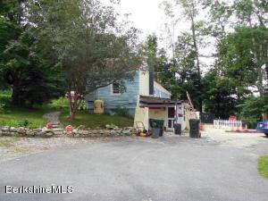 1075 Cape St, Lee, MA 01238 photo 9
