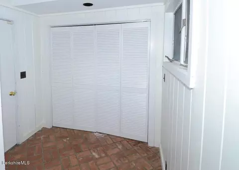 17 Webster Rd, Tyringham, MA 01264 photo 10