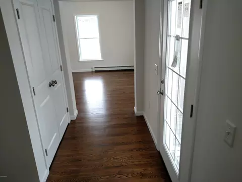 30 Fox Run, Lee, MA 01238 photo 8