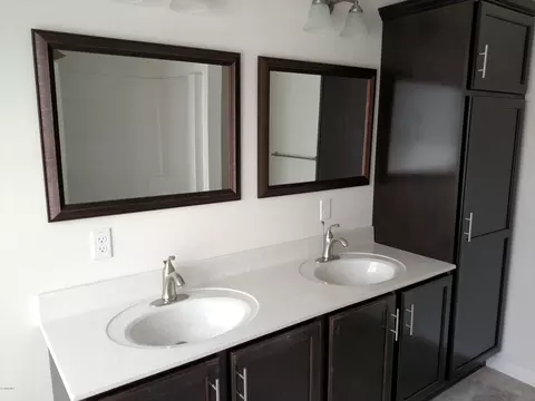 30 Fox Run, Lee, MA 01238 photo 9