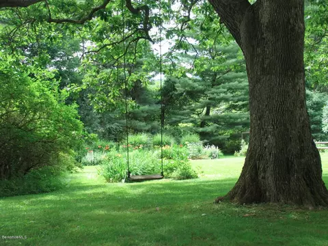 570 Devon Rd, Lee, MA 01238 photo 2