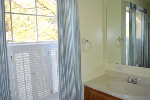 655 East St, Lee, MA 01238 photo 15