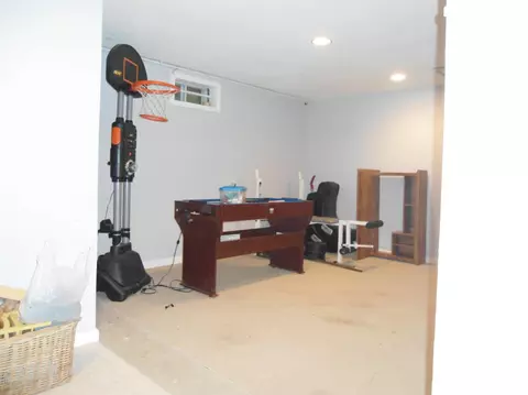 655 East St, Lee, MA 01238 photo 28