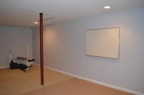 655 East St, Lee, MA 01238 photo 22