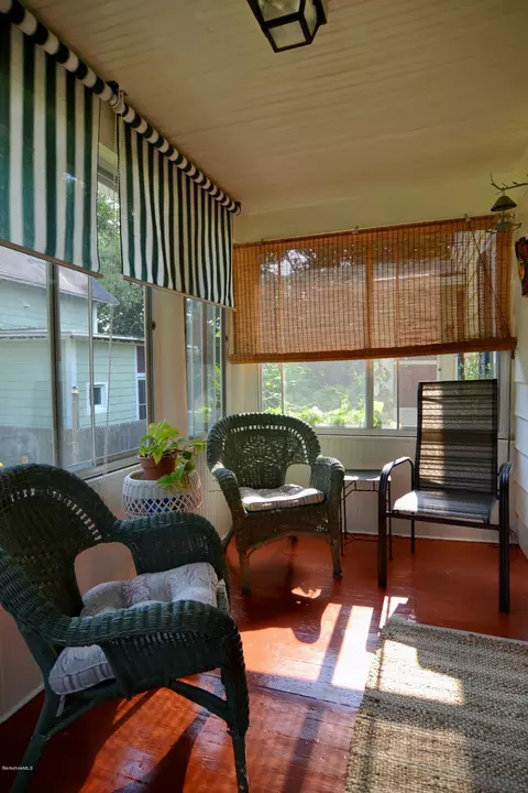 115 High St, Lee, MA 01238 photo 3