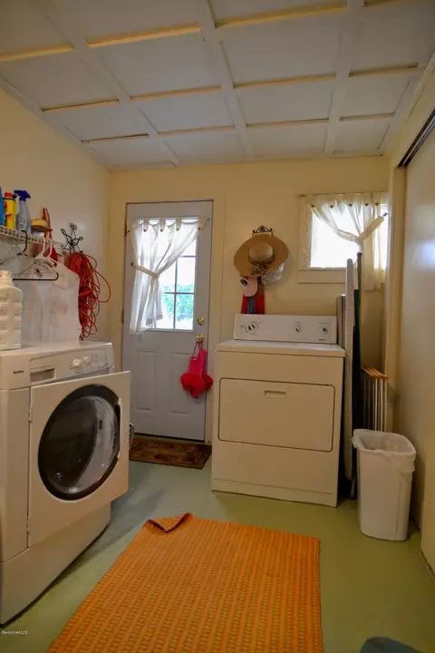 115 High St, Lee, MA 01238 photo 13