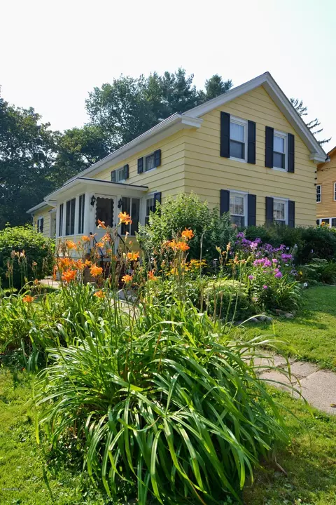 115 High St, Lee, MA 01238 photo 23