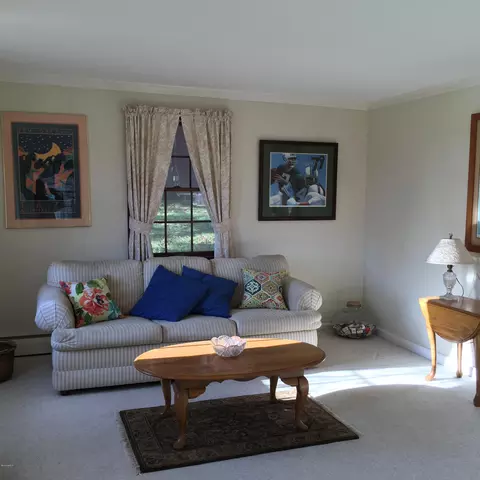 120 Laurel St, Lee, MA 01238 photo 7