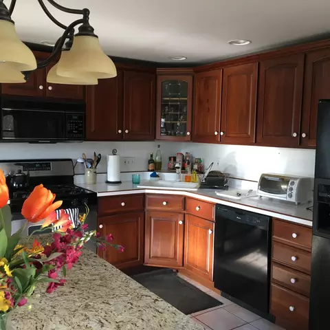 120 Laurel St, Lee, MA 01238 photo 4