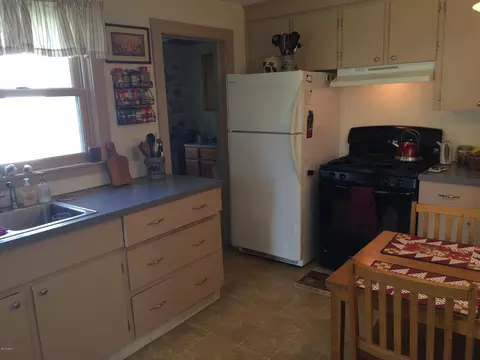 95 Prospect St, Lee, MA 01238 photo 18
