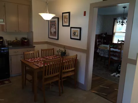 95 Prospect St, Lee, MA 01238 photo 20