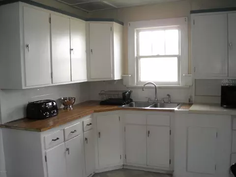 800 Tyringham Rd, Lee, MA 01238 photo 13