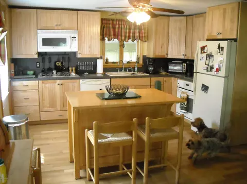 15 David Ave, Lee, MA 01238 photo 11