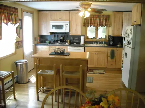 15 David Ave, Lee, MA 01238 photo 10