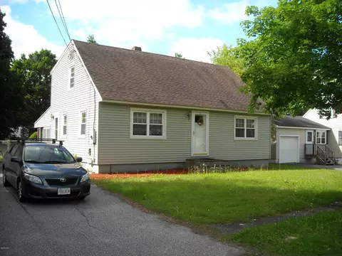 15 David Ave, Lee, MA 01238 photo 1