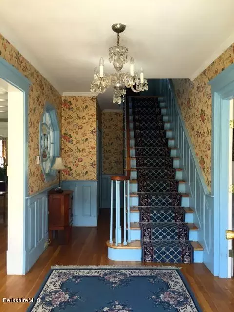 155 High St, Lee, MA 01238 photo 6