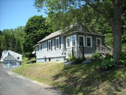 49 Sunshine Ave, Lee, MA 01238 photo 1