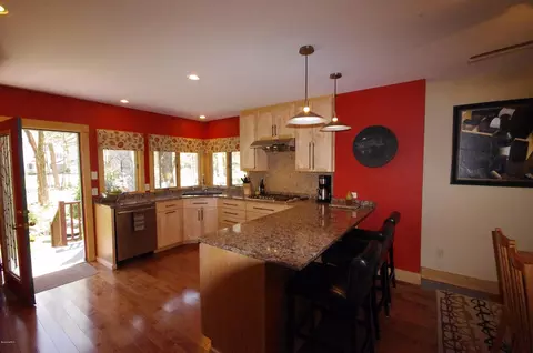 64 Main Rd, Monterey, MA 01245 photo 10
