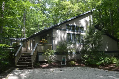 20 Elk Dr, Lee, MA 01238 photo 27