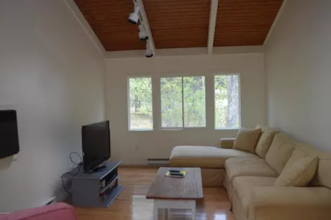 20 Elk Dr, Lee, MA 01238 photo 6