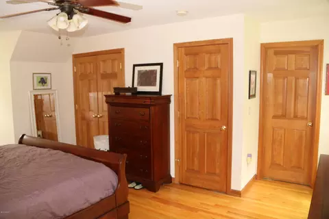 185 Silver St, Lee, MA 01238 photo 12