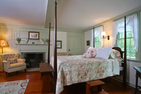 1 East St, Lee, MA 01238 photo 21
