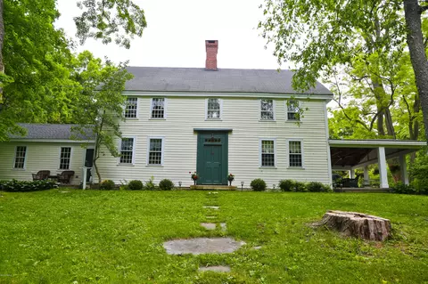1 East St, Lee, MA 01238 photo 6