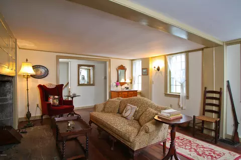1 East St, Lee, MA 01238 photo 18