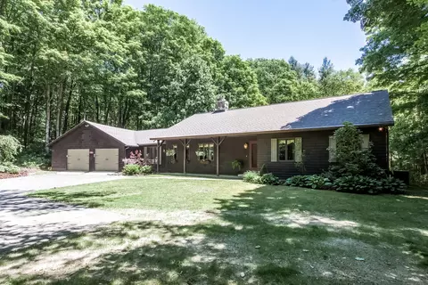 271 Lee Rd, Lenox, MA 01240 photo 1