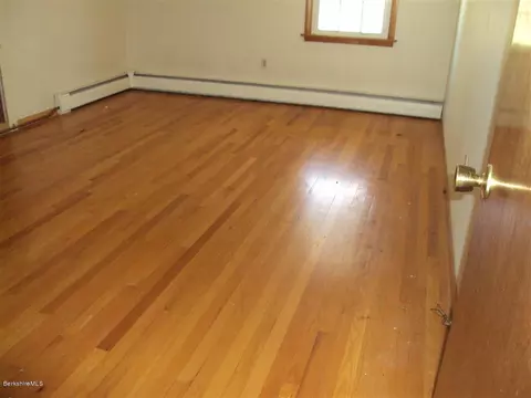 49 Root Ln, Sheffield, MA 01257 photo 10