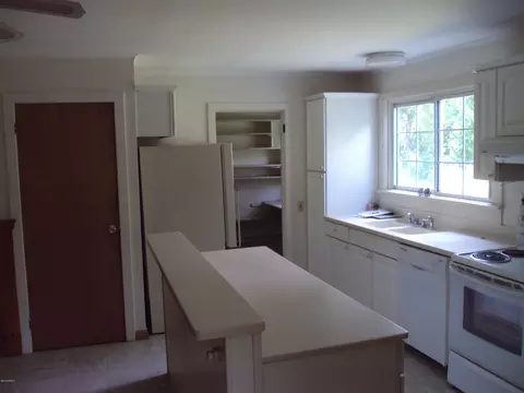 49 Root Ln, Sheffield, MA 01257 photo 13