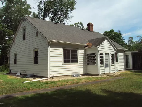 49 Root Ln, Sheffield, MA 01257 photo 1