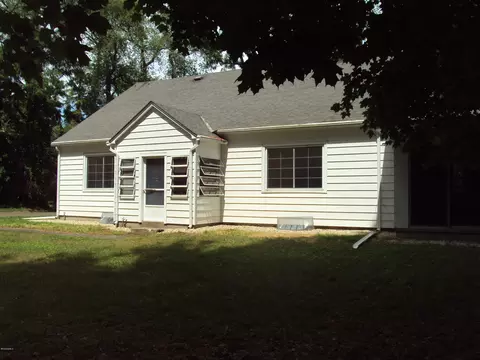49 Root Ln, Sheffield, MA 01257 photo 3