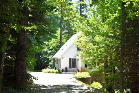 462 Long Bow Ln, Becket, MA 01223 photo 5