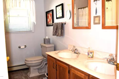 462 Long Bow Ln, Becket, MA 01223 photo 33