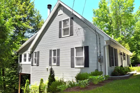 462 Long Bow Ln, Becket, MA 01223 photo 11