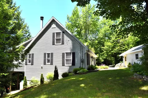 462 Long Bow Ln, Becket, MA 01223 photo 12