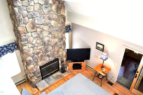 462 Long Bow Ln, Becket, MA 01223 photo 41