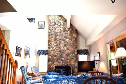 462 Long Bow Ln, Becket, MA 01223 photo 23