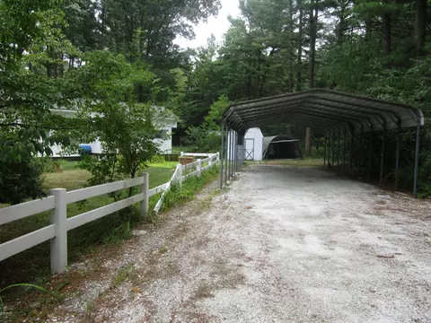 58 Davis Ln, Sheffield, MA 01257 photo 3