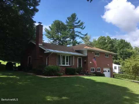 155 Summer St, Lee, MA 01238 photo 1
