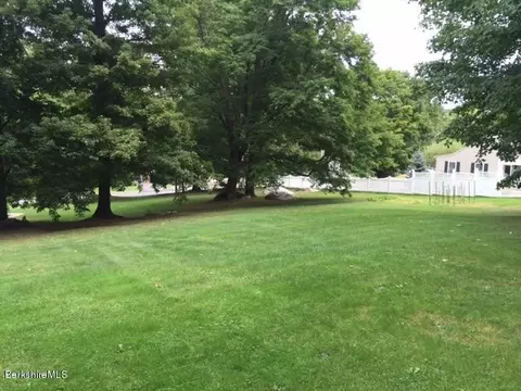 155 Summer St, Lee, MA 01238 photo 15