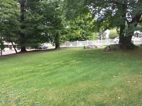 155 Summer St, Lee, MA 01238 photo 17