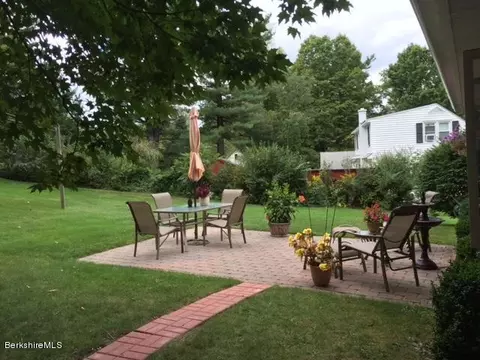 155 Summer St, Lee, MA 01238 photo 19